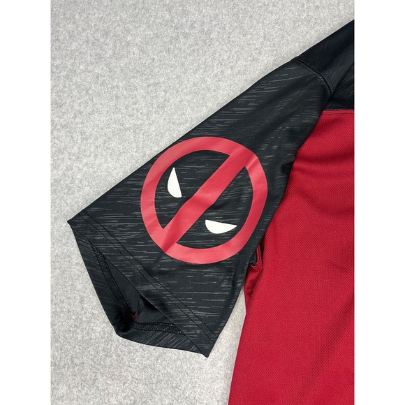 Marvel Deadpool Football Jersey Mens XL Red Black Color Block 91 Superhero - Picture 4 of 9